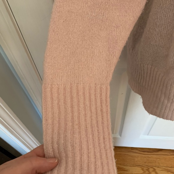 Express - Off the shoulder sweater - Picture 4 of 5